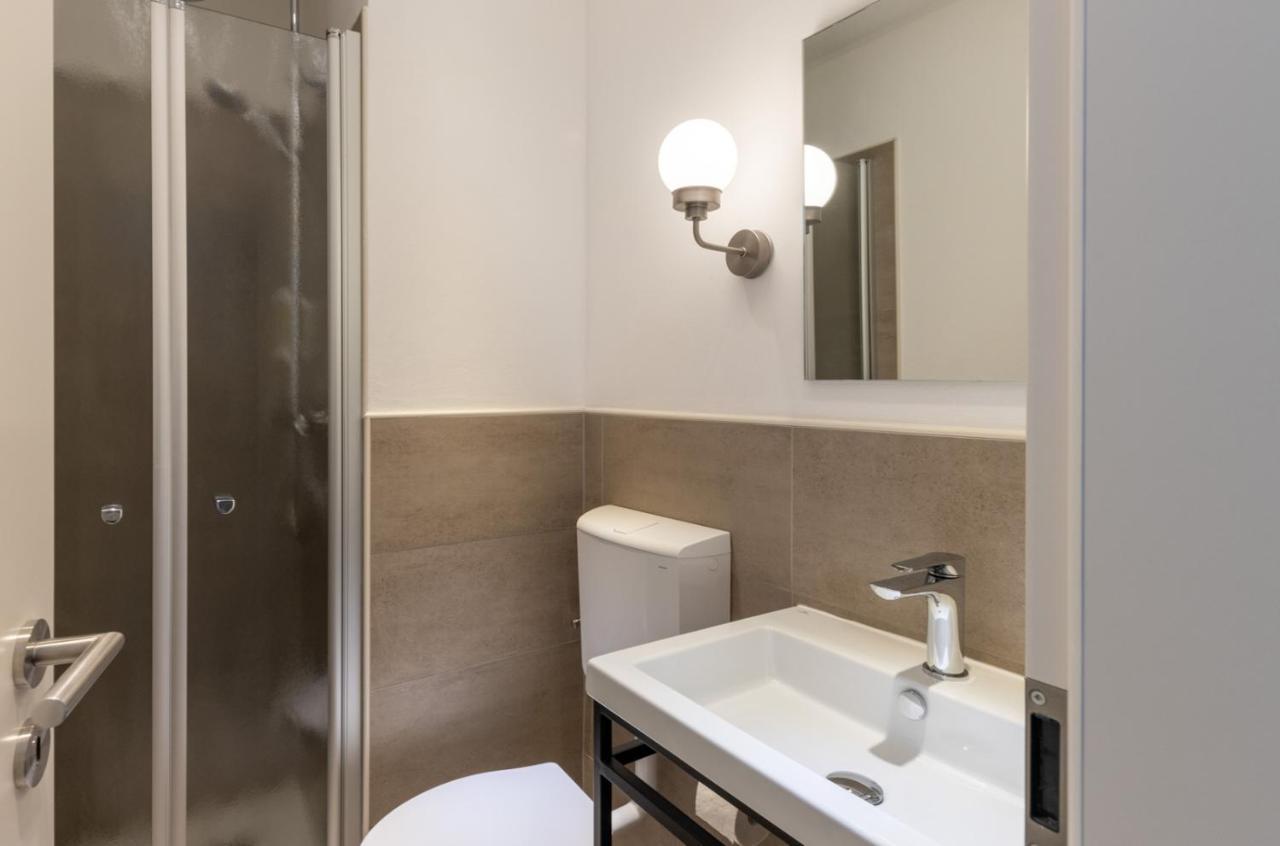 Hotel 24/7 Selfcheckin Leer  Exterior foto